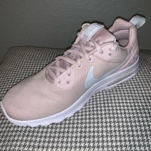 Nike Air Max Motion Lw sneaker